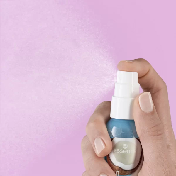 Essence HELLO, GOOD STUFF! 48h HYDRO FIXING SPRAY 3