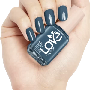 LOVE BY ESSIE Nagellack 200 DOIN‘ MY BEST 19